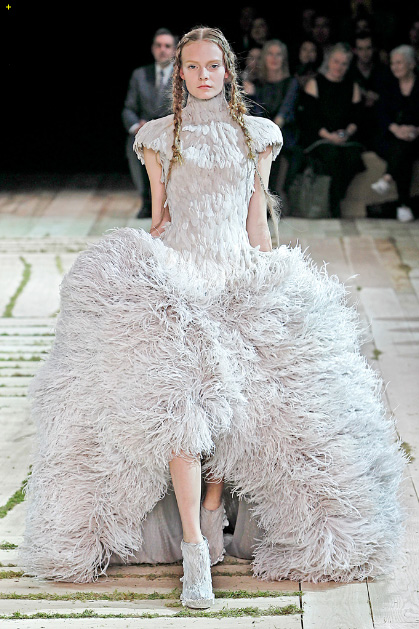 Fashion_Brands_Alexander McQueen_2646 - Paris Fashion Week