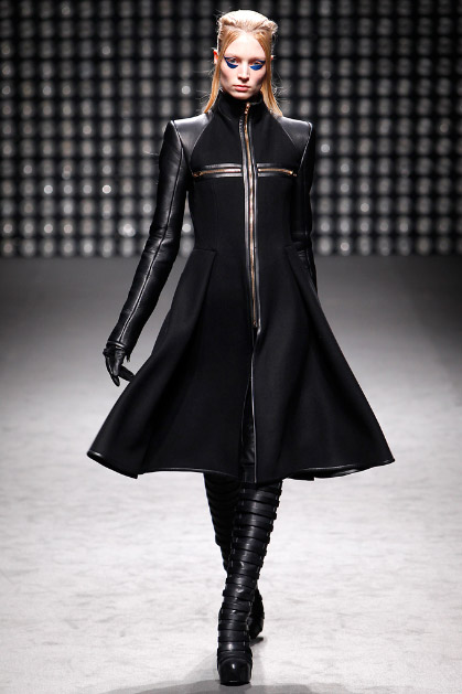 Gareth Pugh Fall 2011 Ready-to-Wear Collection