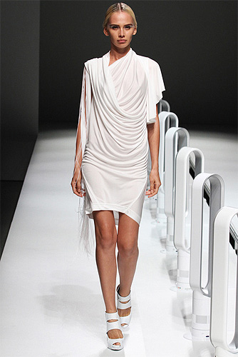 A Degree Fahrenheit Spring 2013 Ready-to-Wear