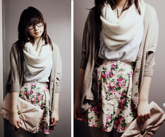 Florals&Nudes, Kar-Yan C, Circle scarf, Zara, Oversized basic shirt, Forever21, Oversized clutch, ASOS, Floral skirt, Forever21, Bat wing cardigan, Weeken, Kar-Yan C, Canada