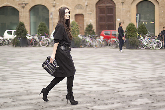 SIGHT SEEING IN FLORENCE , Candy, Grey coat, COS, Overknee boots, Topshop, Leather zipper bag, Zara, Candy, Netherlands