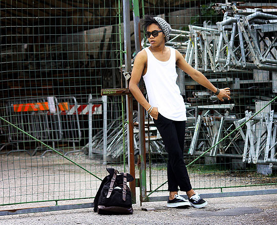 MARKING TERRITORY, Jerome Centeno, Beanie cap, Weeken, Rayban, Ray-Ban, White Tank, H&M, Skinny pants, Zara, Authentic Black, Vans, Rucksack, H&M, Jerome Centeno, 