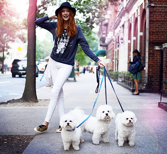 A walk in Central Park - Top, Weeken, Jeans, Weeken, Golden sneekers, Weeken, Hat, Weeken, Bag, Weeken, Ebba Zingmark, Sweden