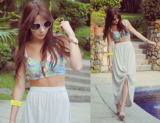 THE HUNTREND: Bralet + long skirt, Guiri Uribe, Sunglasses, Prada, Bralet, Weeken, Skirt, Mango, Watch, Weeken, Guiri Uribe, 