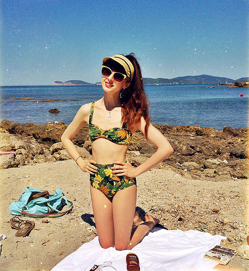 Sinking with the sun - Straw visa, Tayoi, Sunglasses, Bikini, Weeken, Autilia Antonucci, Australia