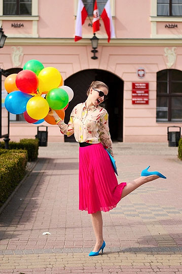 FLY AWAY!!! - Skirt, H&M, Heels-wedges, H&M, Shirt, Weeken, Ala Konturek, Poland