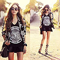 AC/DC, T-shirt, Weeken, Blazer, Weeken, Heels-wedges, Weeken, Bags, Weeken, Flavia Desgranges Van Der Linden, United States