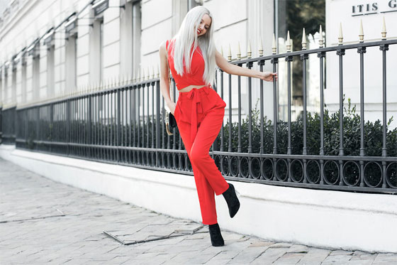 How to wear red, Kristina Dolinskaya, Red crop top, Weeken, Red high waist trousers, Weeken, Kristina Dolinskaya, Ukraine