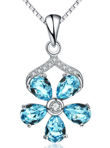 Small plum blossom color blue crystal necklace pendant Small plum blossom color blue crystal necklace pendant