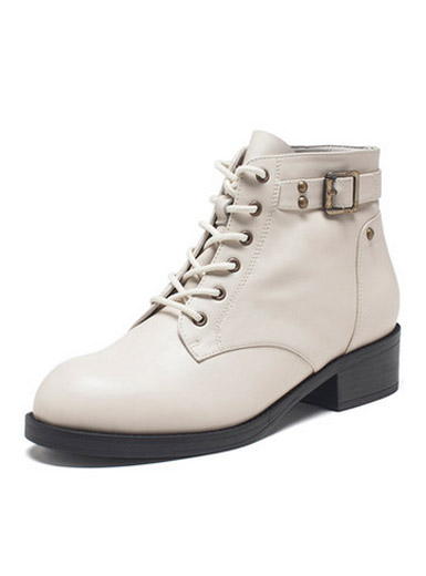 Daphne winter cowhide round tie with solid color Martin boots Daphne winter cowhide round tie with solid color Martin boots