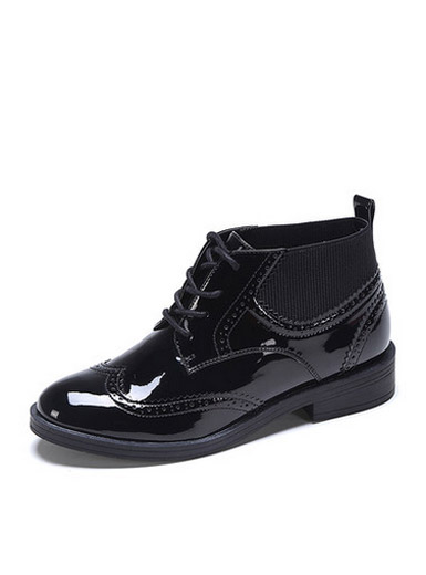 Daphne Winter Bullock trend British lace with thick shoes Daphne Winter Bullock trend British lace with thick shoes