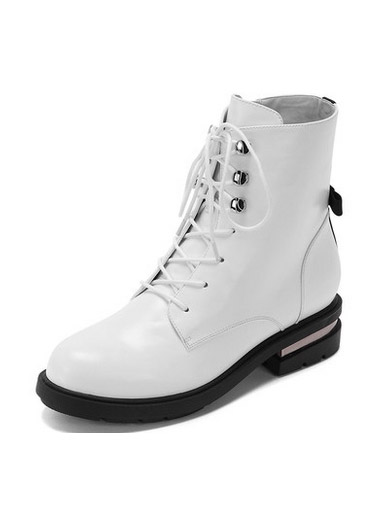 Daphne winter with the new Korean casual boots with thick boots Martin color Daphne winter with the new Korean casual boots with thick boots Martin color